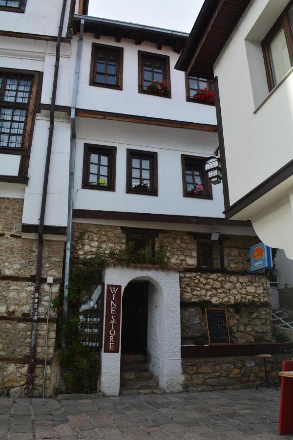 Patche Residence - A Wine Cellar Hideaway In The Historic Home Of Revolutionary Metodi Patche Ochryda Zewnętrze zdjęcie